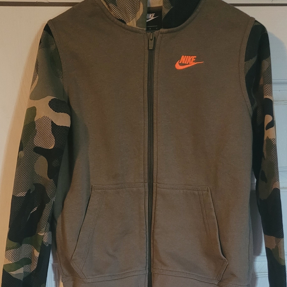 Nike Kids Camo Sleeve Jacket - Gray and Orange